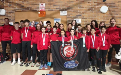 Samuel Rabanal consigue el oro y el Club Taekwondo Benavente Quesos El Pastor suma nueve medallas en Moaña